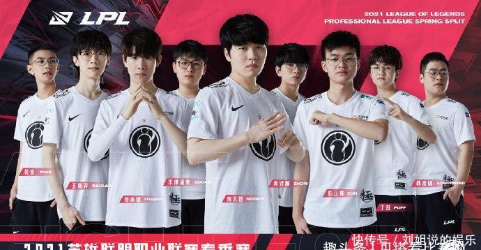 自由式滑雪 自由式滑雪