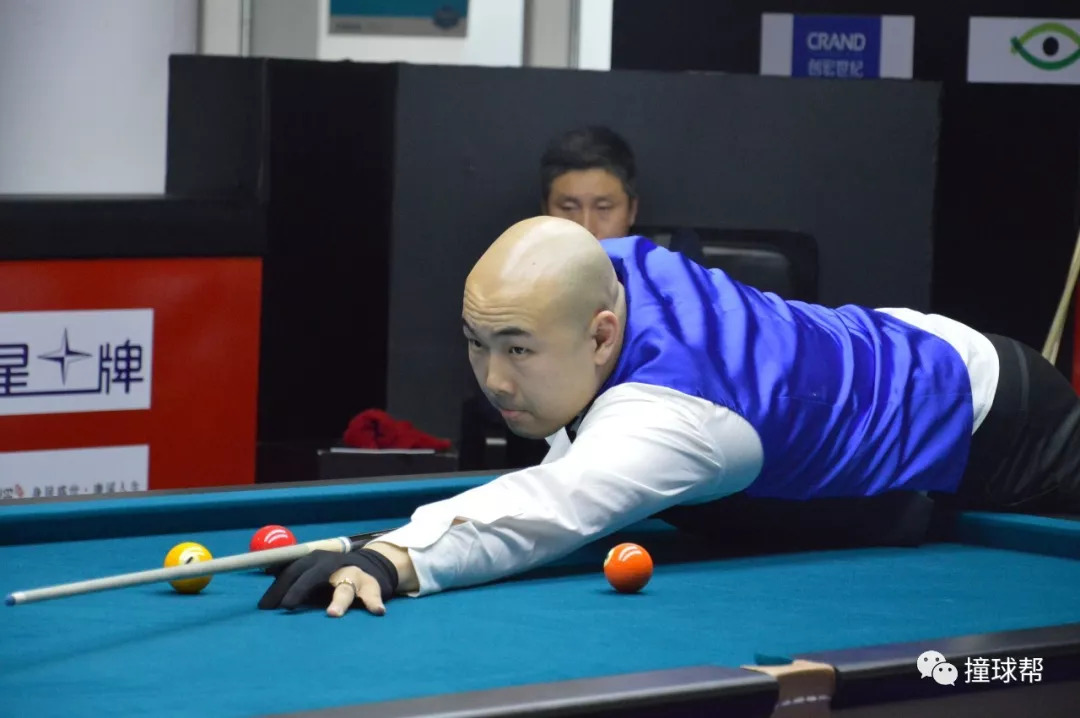 困境中屹立 困境中屹立