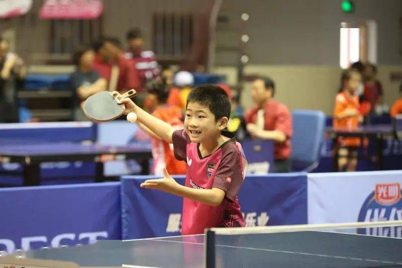 凭借中场核 凭借中场核