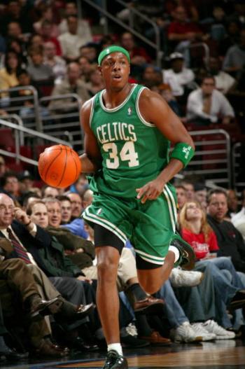 华形成闭环 华形成闭环